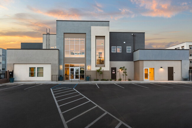 Cielo Alameda in Albuquerque, NM - Building Photo - Building Photo