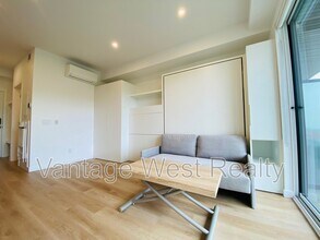 1274-1274 Devonshire Ave in Kelowna, BC - Building Photo - Building Photo