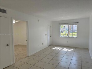 2910 SE 13th Ave, Unit 10250 in Homestead, FL - Building Photo - Building Photo