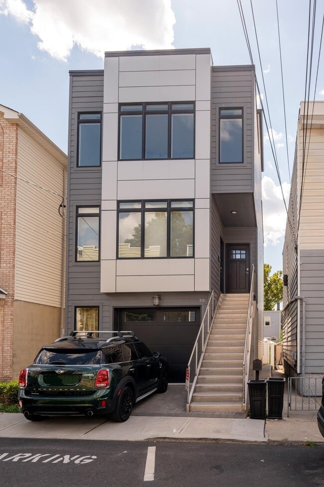 property at 313 Winfield Ave