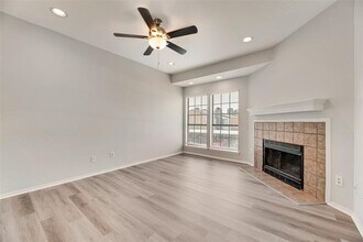 5100 Verde Valley Ln in Dallas, TX - Building Photo - Building Photo