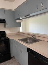 6104 Glenmoor Dr in West Palm Beach, FL - Building Photo - Building Photo