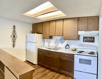 Oakland Hills | Single Story Apartment Homes in Margate, FL - Building Photo - Building Photo