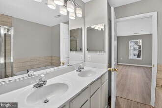 1908 Gardenia Ct in Odenton, MD - Building Photo - Building Photo