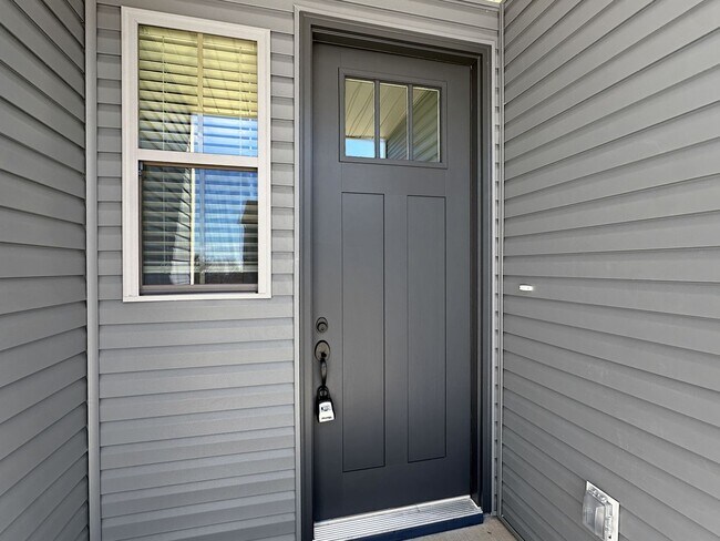 1724 Bennett Vlg Dr in Maryville, TN - Building Photo - Building Photo