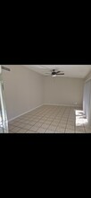 394 Springdale Cir in Palm Springs, FL - Building Photo - Building Photo