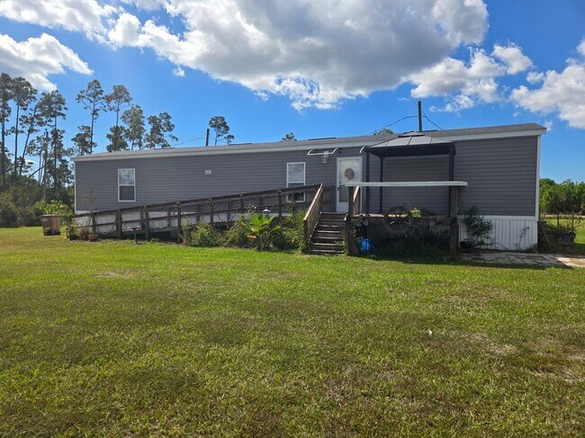 385 Sunshine Rd in Port St. Joe, FL - Building Photo - Building Photo