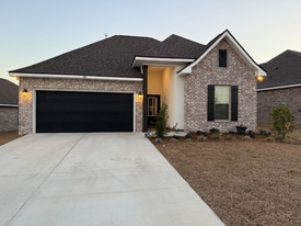 184 Bon Ami Dr in Freeport, FL - Building Photo