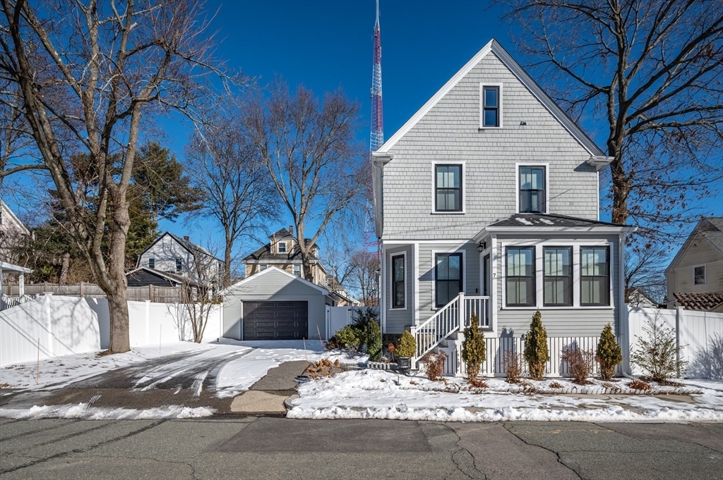 7 Shawmut Park in Newton, MA - Building Photo