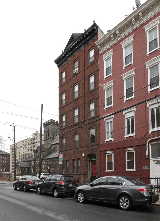 600 Willow Ave in Hoboken, NJ - Building Photo - Building Photo