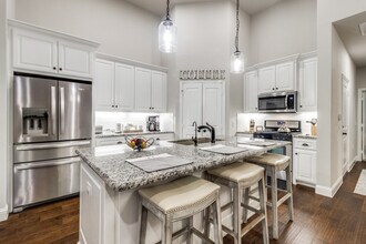 3770 Marigold Ln, Unit The Villa in Prosper, TX - Foto de edificio - Building Photo