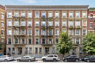 242 West 122nd Street in New York, NY - Building Photo - Building Photo