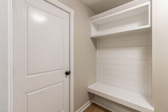 2517 NW Woodbury Dr in Ankeny, IA - Building Photo - Building Photo