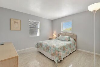 541 Blue Heron Blvd in Riviera Beach, FL - Building Photo - Building Photo