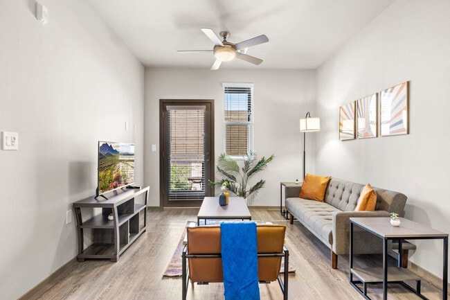 property at 7200 N 91st Ave