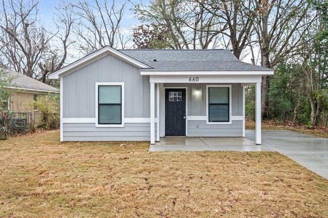 property at 660 Gilleas Rd