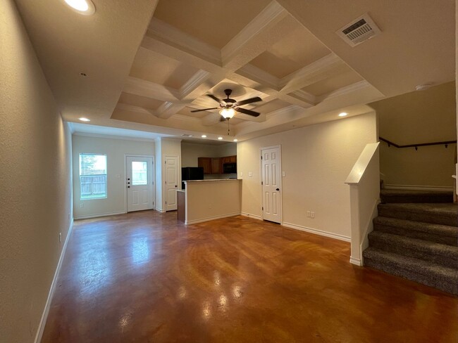 6323 Melanzane Ave in San Antonio, TX - Building Photo - Building Photo