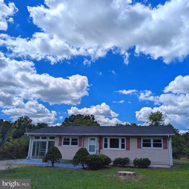 property at 8608 Linton Hall Rd