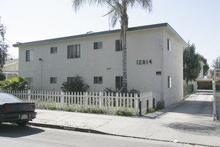 12814 Oak St Apartments