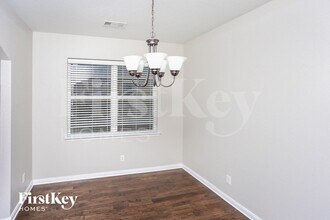 202 Brook Ct in Red Oak, TX - Foto de edificio - Building Photo