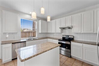 17102 Mountain Crest Dr in Spring, TX - Building Photo - Building Photo