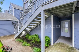 17602 NW Springville Rd in Portland, OR - Building Photo - Building Photo