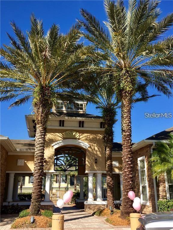 10103 Courtney Palms Blvd in Tampa, FL - Building Photo - Building Photo