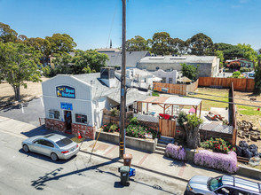 809 W 2nd St in Antioch, CA - Foto de edificio - Building Photo