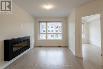510 New England Ct in Newmarket, ON - Building Photo - Building Photo