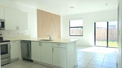 11774 SW 246th Ln in Princeton, FL - Building Photo - Building Photo