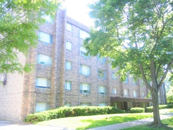 Chicago Apartments in Chicago, IL - Building Photo