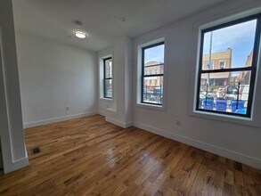 195 Herzl St in Brooklyn, NY - Building Photo - Building Photo