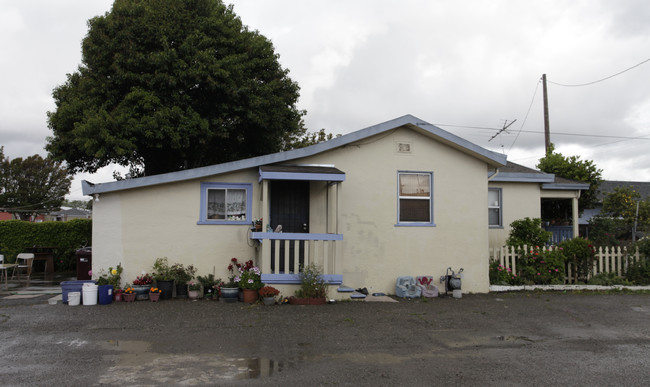 22863 Grand St in Hayward, CA - Building Photo - Building Photo