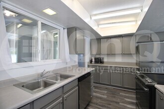 124 E Minton Dr in Tempe, AZ - Building Photo - Building Photo