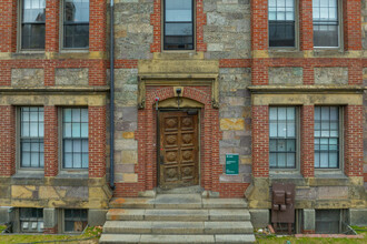 99 Brattle St in Cambridge, MA - Foto de edificio - Building Photo