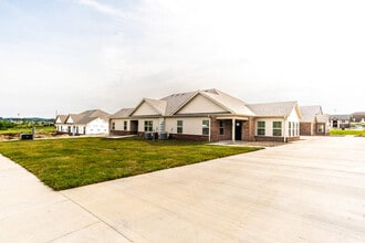 102 Legacy Dr in Berea, KY - Foto de edificio - Building Photo