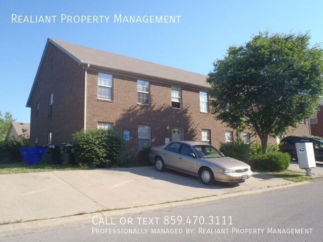 2824 Ryan Cir