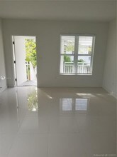 1419 West Ave-Unit -206 in Miami Beach, FL - Building Photo - Building Photo