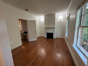 1381 Manor House Dr in Tallahassee, FL - Building Photo - Building Photo