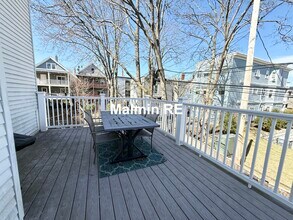 920 E 4th St, Unit 2 in Boston, MA - Building Photo - Building Photo