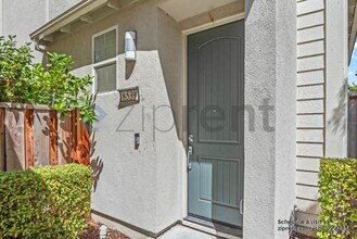 8539 Jetty Wy in Newark, CA - Building Photo - Building Photo