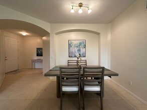 28200 Caballero Way in Bonita Springs, FL - Foto de edificio - Building Photo