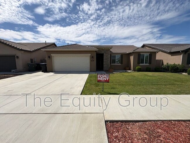property at 625 E Monte Verde Ave