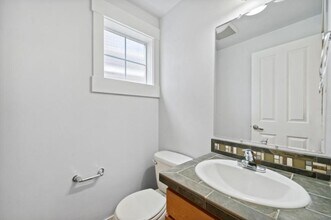 8403 8th Ave NW in Seattle, WA - Building Photo - Building Photo