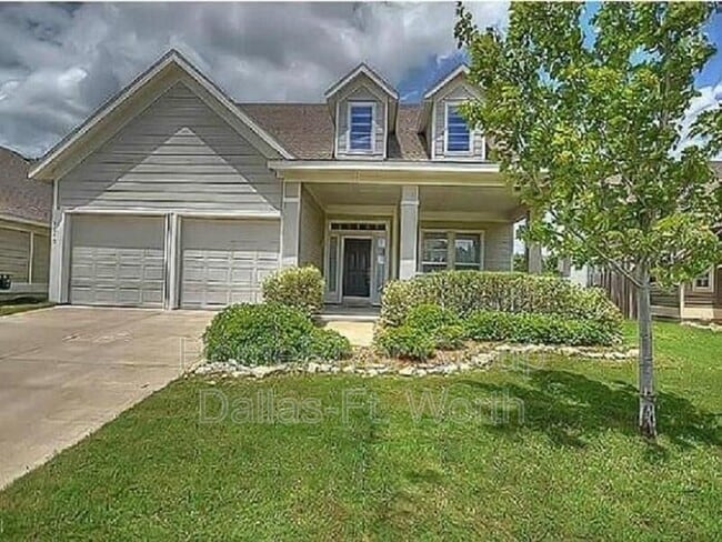 property at 9840 Old Field Dr