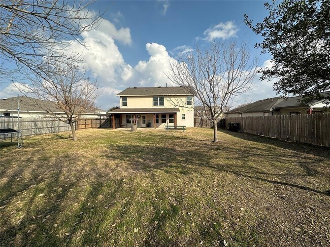 136 Indian Paintbrush Dr in Kyle, TX - Building Photo - Building Photo