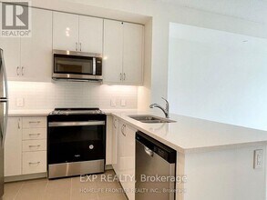 4955-4955 Yonge St in Toronto, ON - Building Photo - Building Photo