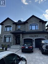 410 Rouge Hills Dr in Toronto, ON - Building Photo