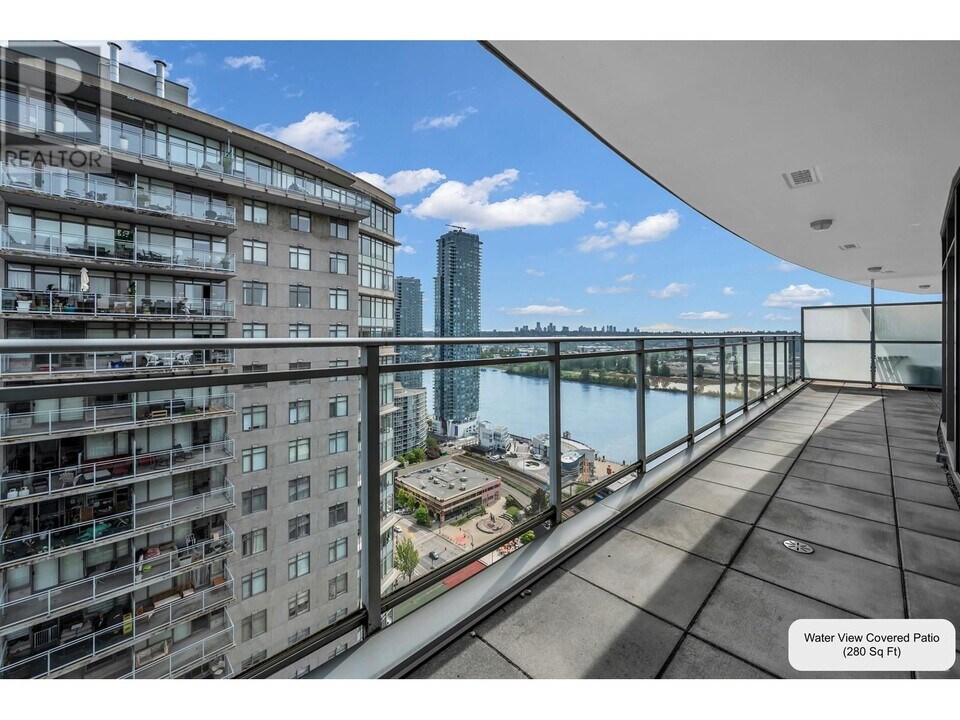 892-892 Carnarvon St in New Westminster, BC - Building Photo