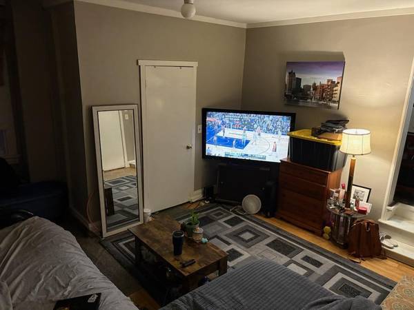 property at 605 E Clarke St